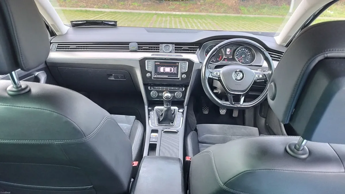 Volkswagen Passat 2015 1.6TDI Comfort Line - Image 4