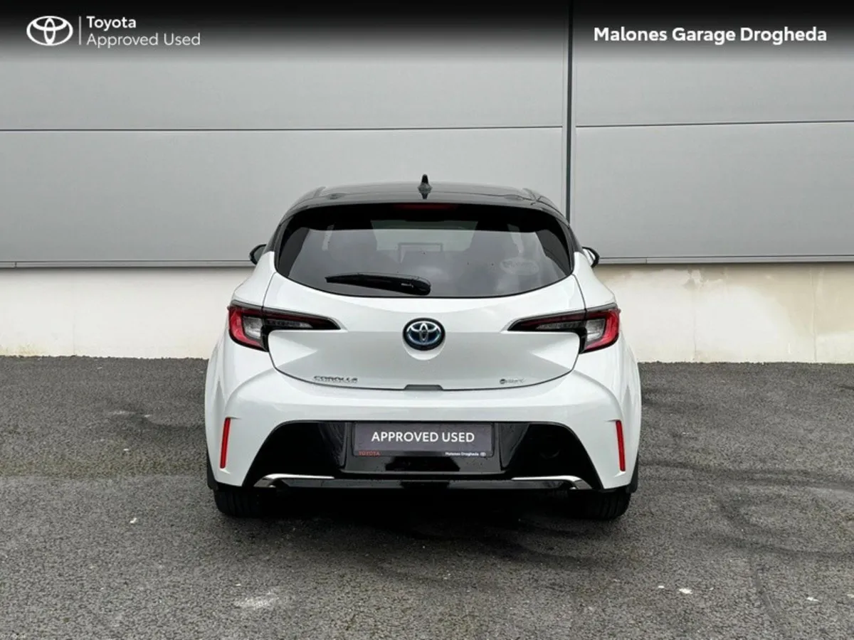 Toyota Corolla 1.8 Hybrid Luna Sport *Demo* Call N - Image 4