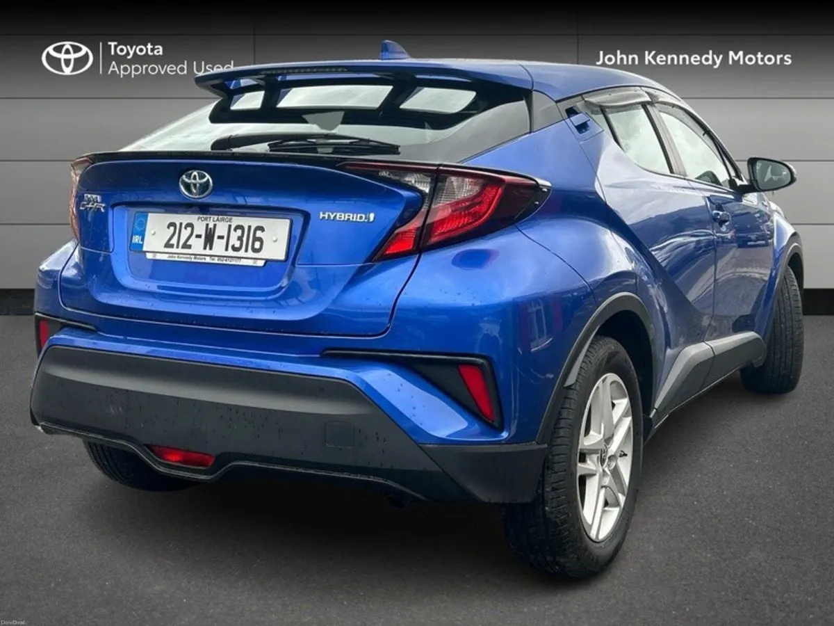 Toyota C-HR LUNA HEV 5DR AUTO - Image 2