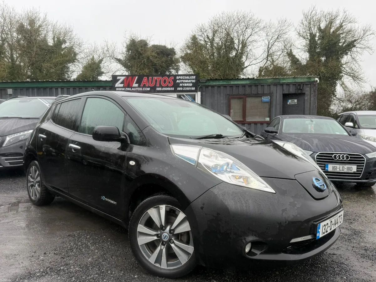 13 Nissan Leaf - Image 1