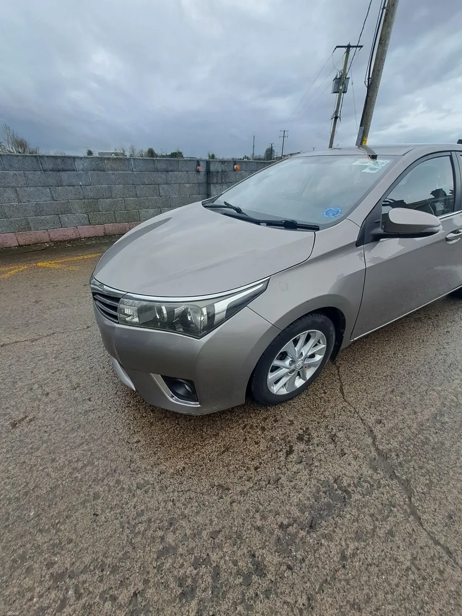 Toyota Corolla 2015 - Image 4