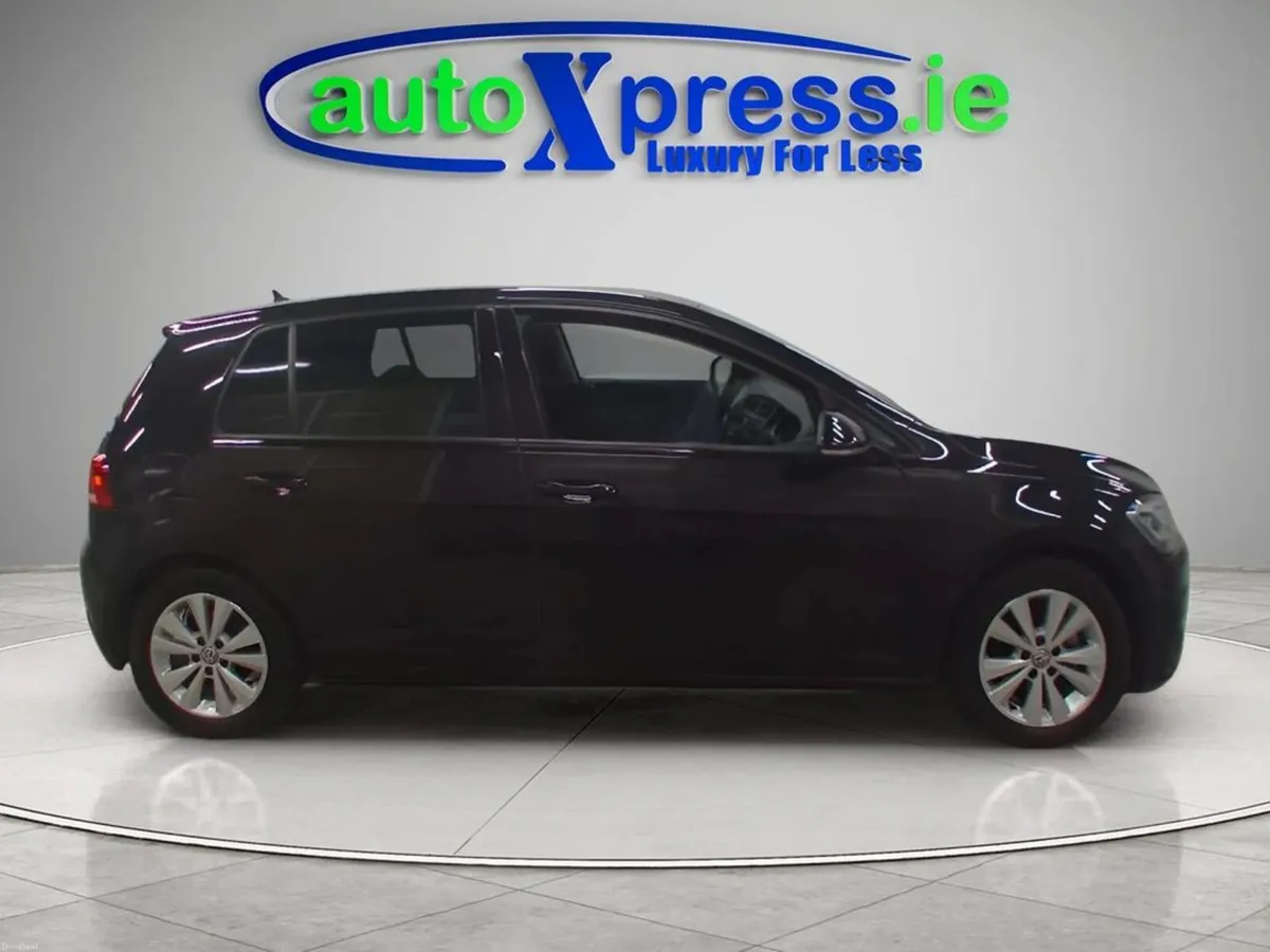 Volkswagen Golf 1.2 TSI COMFORT LINE Automatic, Re - Image 3