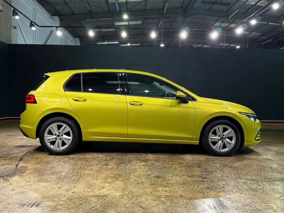 Volkswagen Golf AUTOMATIC 1.0L ETSI - REVERSE CAME - Image 3