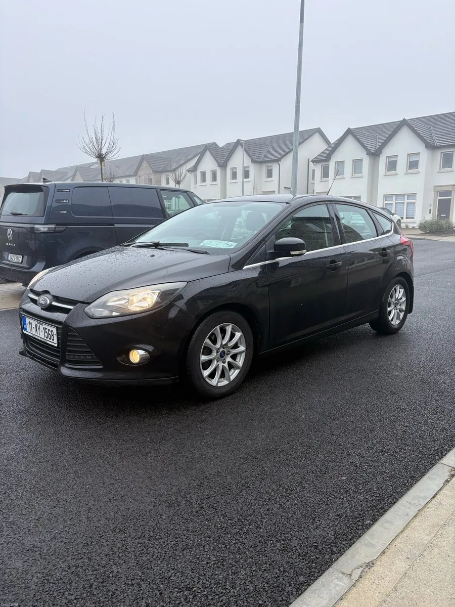 2011 ford focus nct untill 9/26 - Image 3