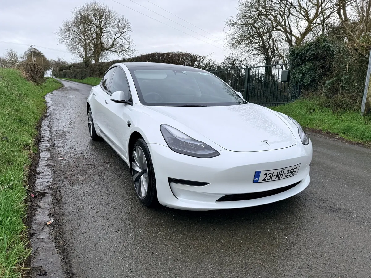 Tesla model 3 long range AWD - Image 1