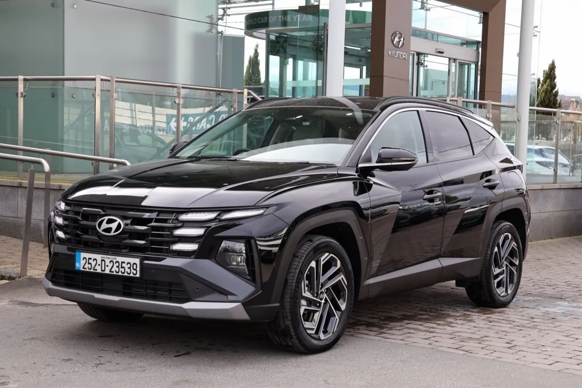 Hyundai Tucson Tucson FL 2WD Executive PHEV Auto - Image 1