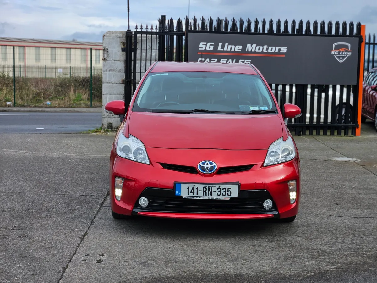 Toyota Prius 1.8 Hybrid - Image 4