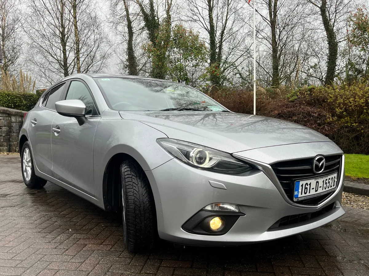 MAZDA3 2.2 EXECUTIVE SE - Image 2