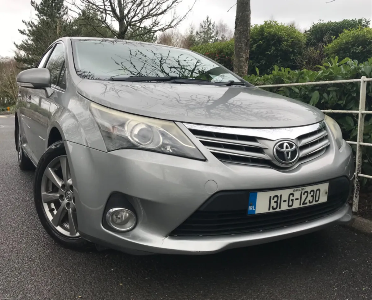 Toyota Avensis 2.0 D-4D  Aura Deluxe Edition - Image 1