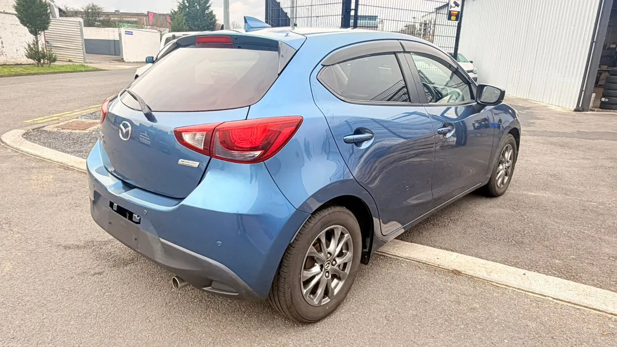 MAZDA DMEIO 2019 BLUE - Image 4