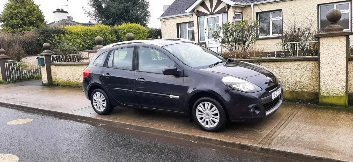 2010 Grand Renault Clio 1.5dci (NEW NCT) - Image 4