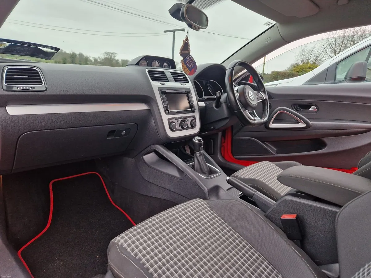 Volkswagen Scirocco 2015 - Image 4