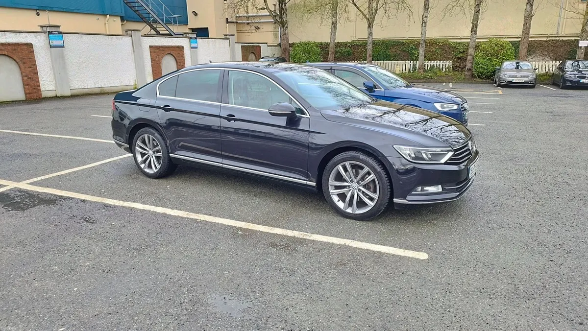 Volkswagen Passat 2015 1.6TDI Comfort Line - Image 1
