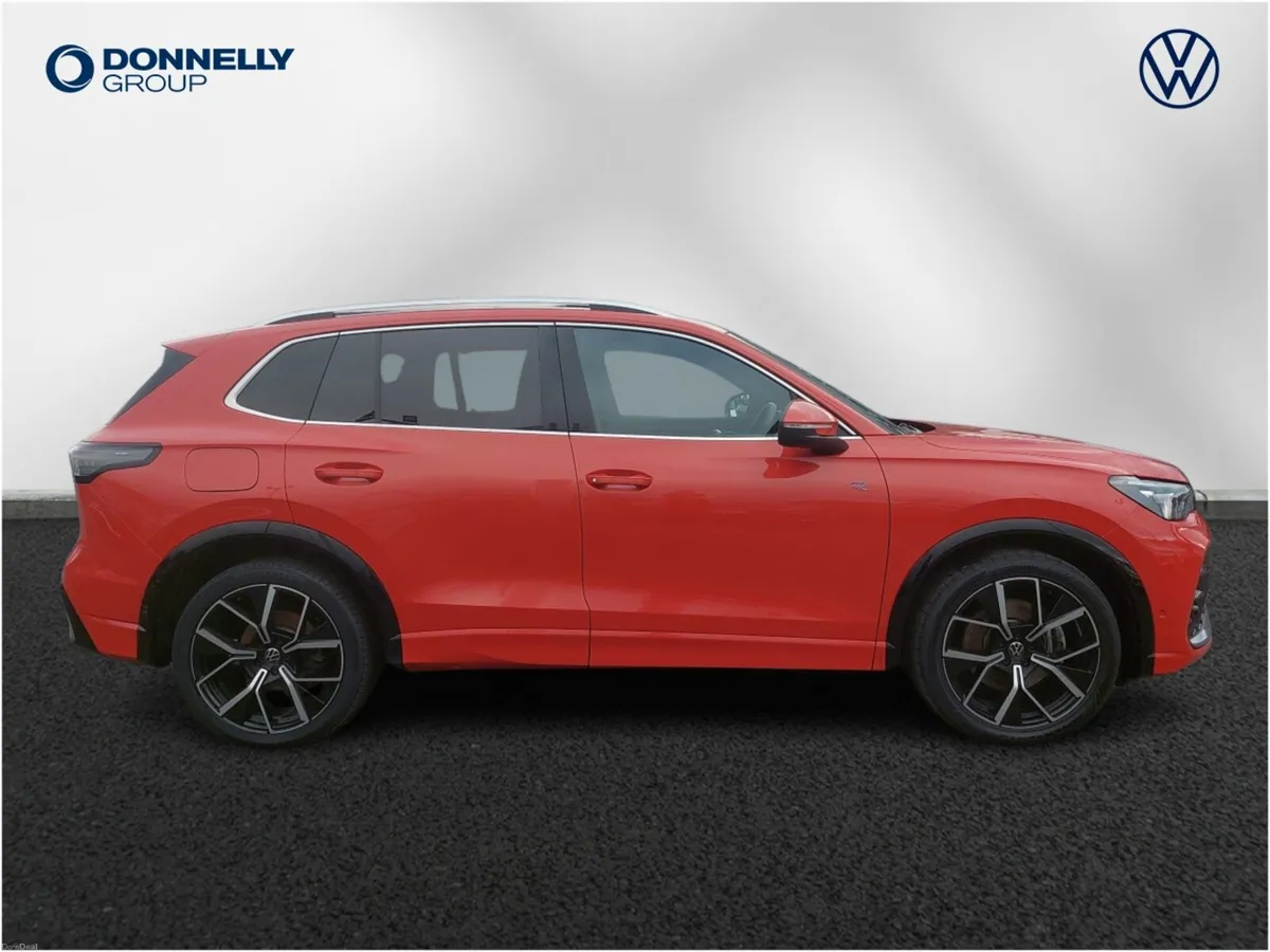 Volkswagen Tiguan Diesel Estate R-Line - Image 4