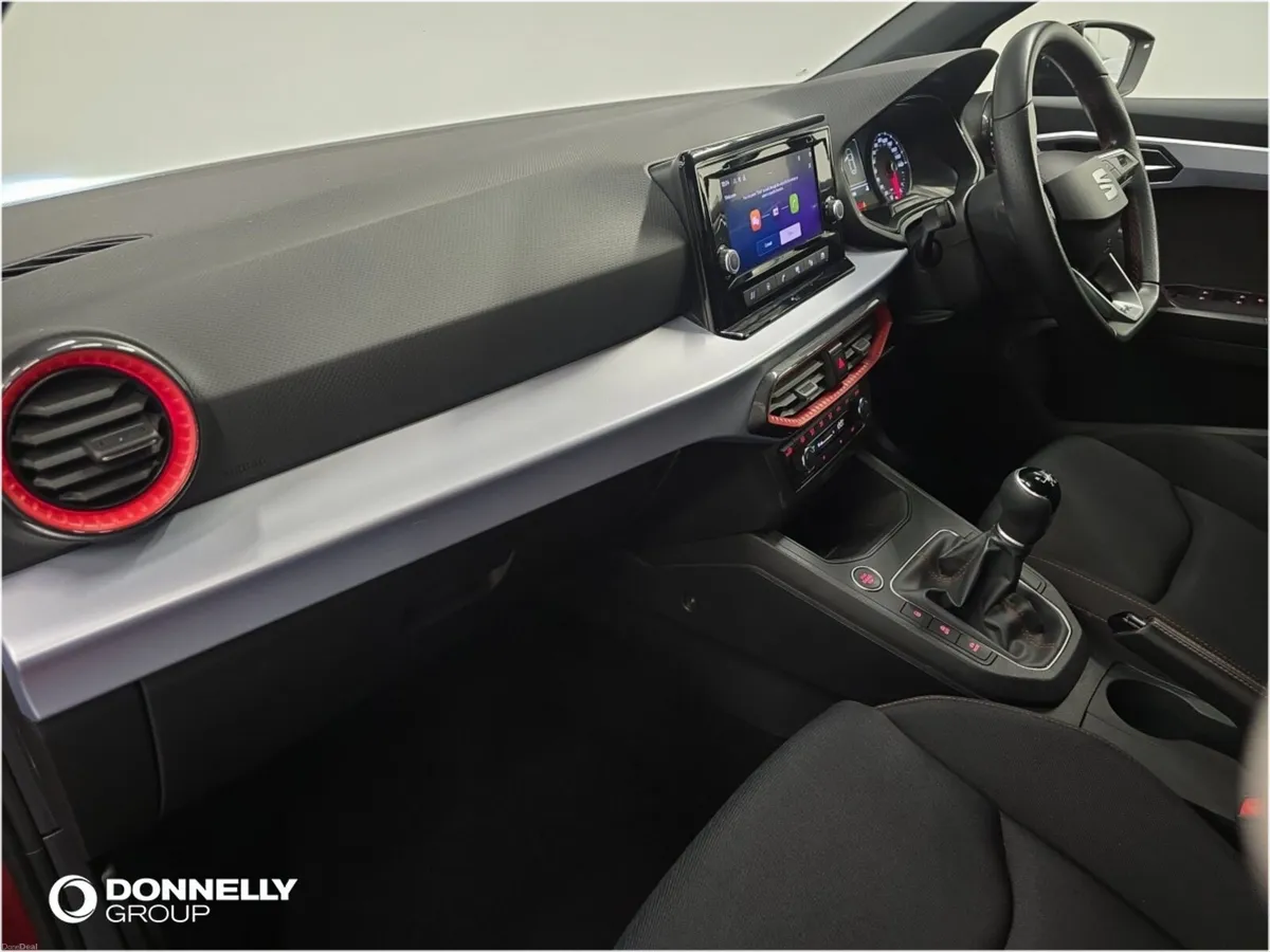 SEAT Ibiza Hatchback FR Edition - Image 2