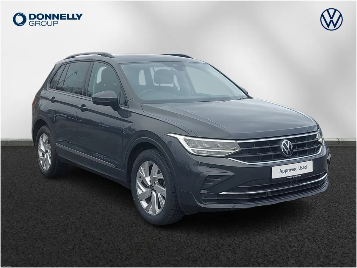 Volkswagen Tiguan Estate Life - Image 1