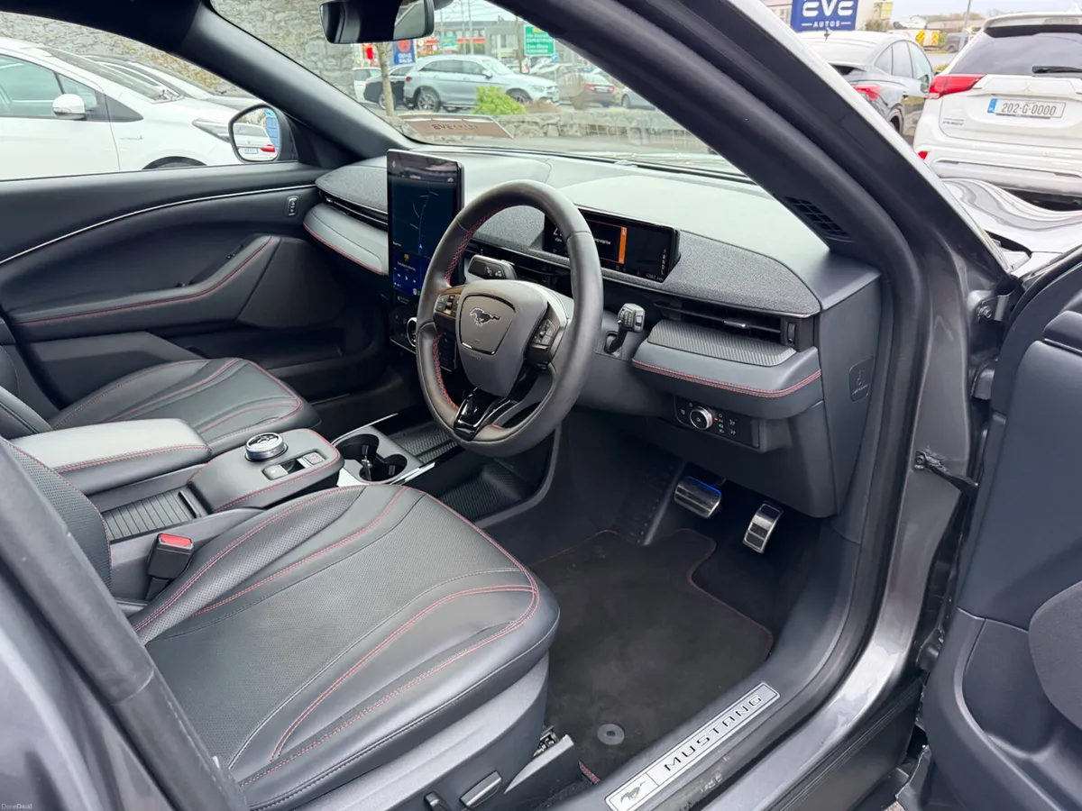 Mustang Mach E - AWD Dual Motor - Low mileage - Image 2