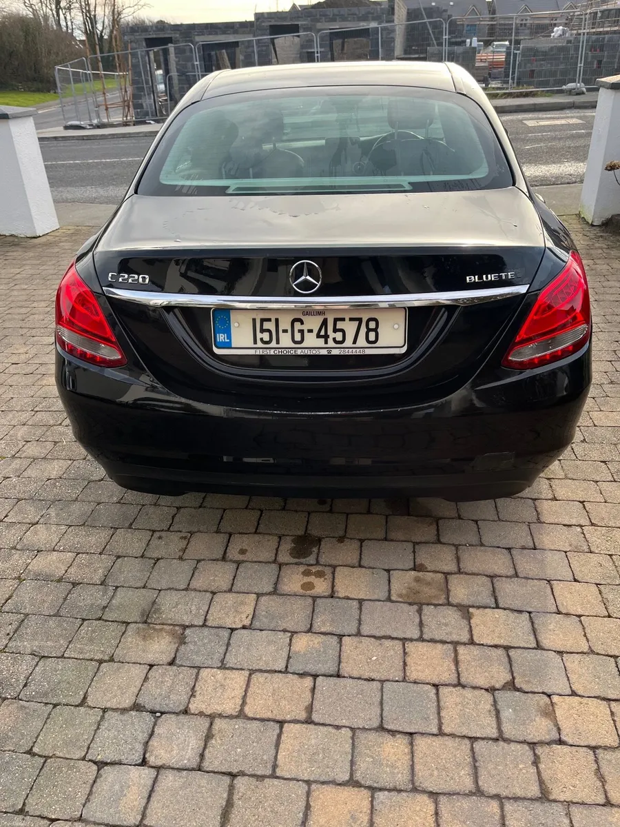 Mercedes-Benz C-Class 2015 - Image 2