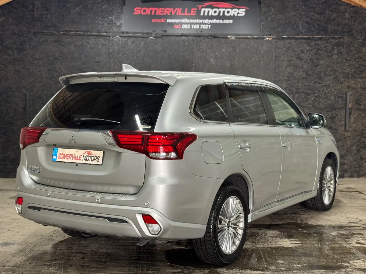 MITSUBISHI OUTLANDER AUTOMATIC “60,000KMS” 2019 - Image 4