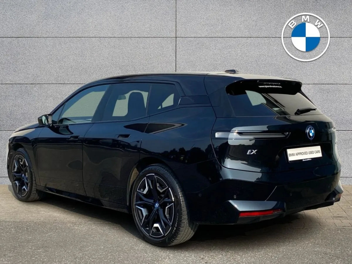 BMW iX xDrive40 M Sport - Image 3