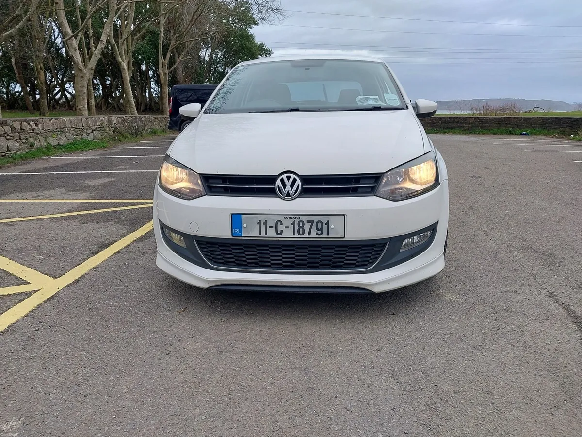 Volkswagen Polo 2011  1.4 Petrol  Automatic - Image 4