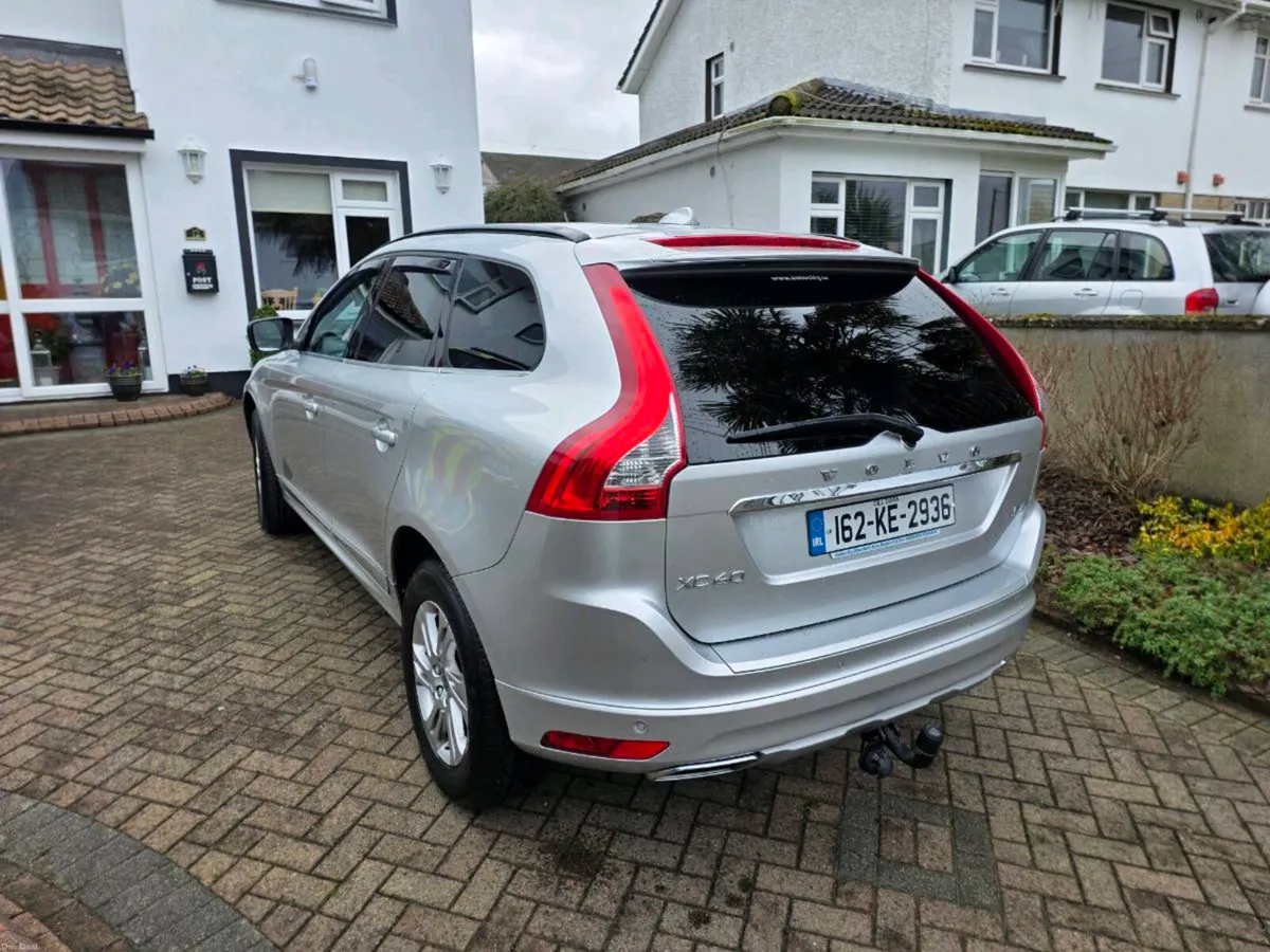 Volvo XC 60 - Image 2