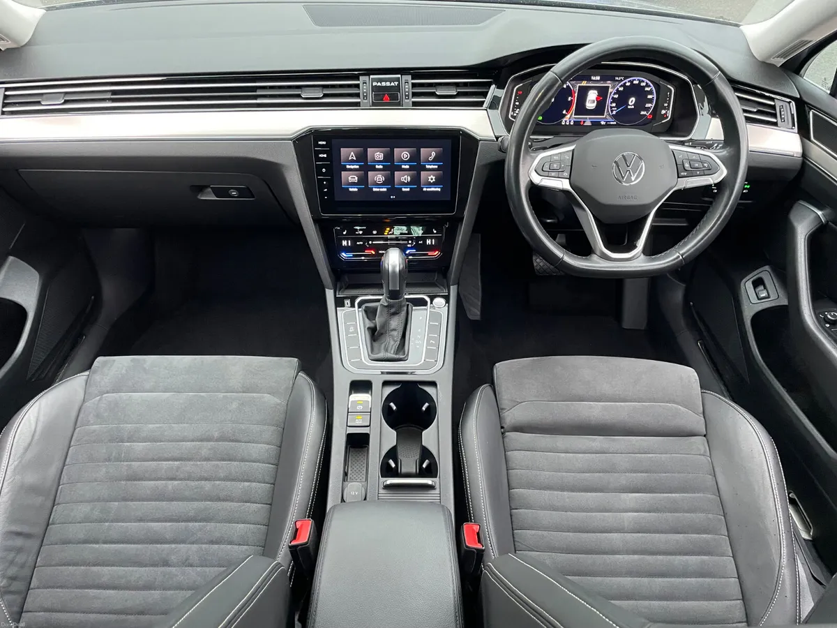 ELEGANCE 2.0 TDI - AUTO - APPLE PLAY - 200TAX - - Image 3