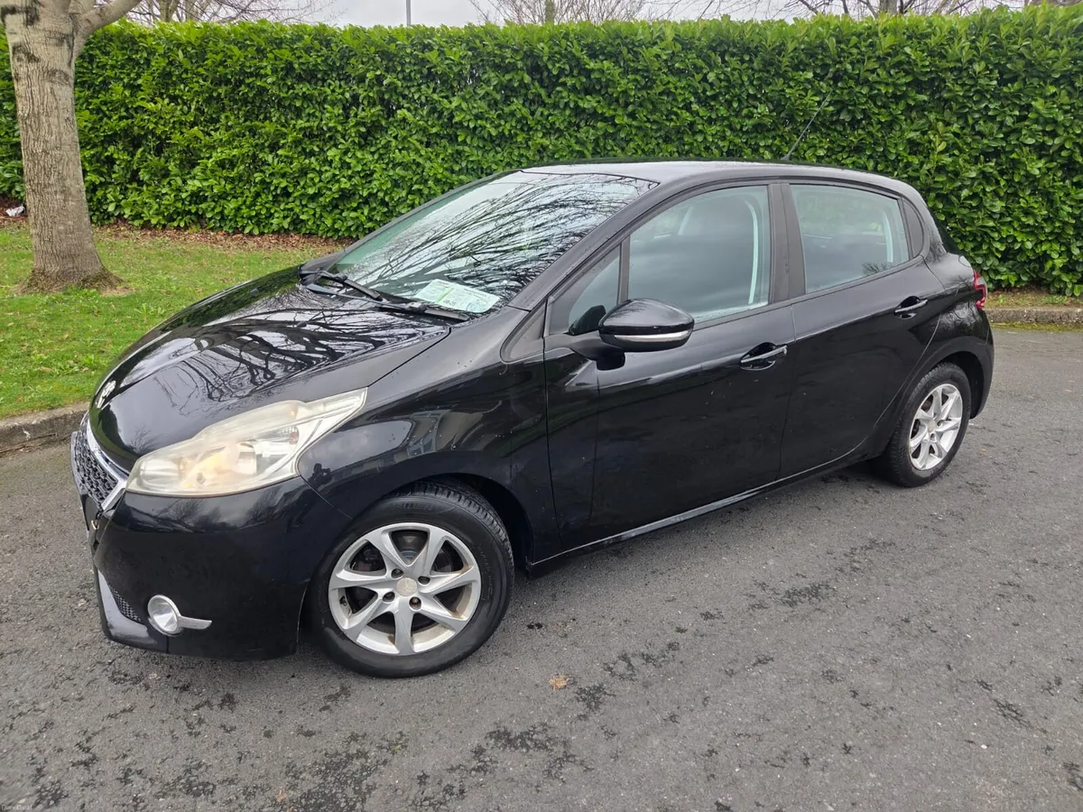 Peugeot 208 1.4 diesel - Image 1