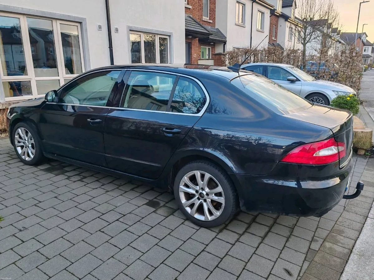Skoda Superb 2010 - Image 3