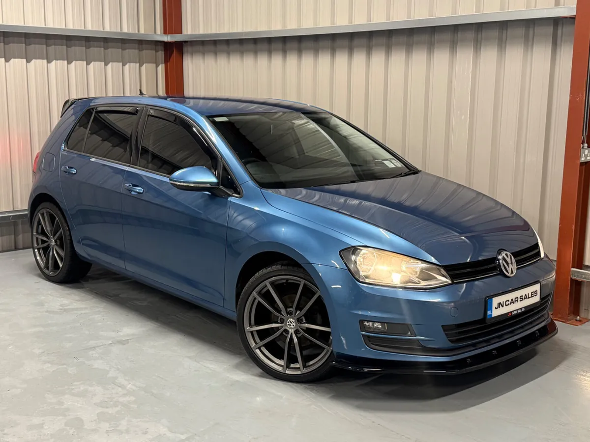 2017 Volkswagen Golf 1.6TDI - Image 1