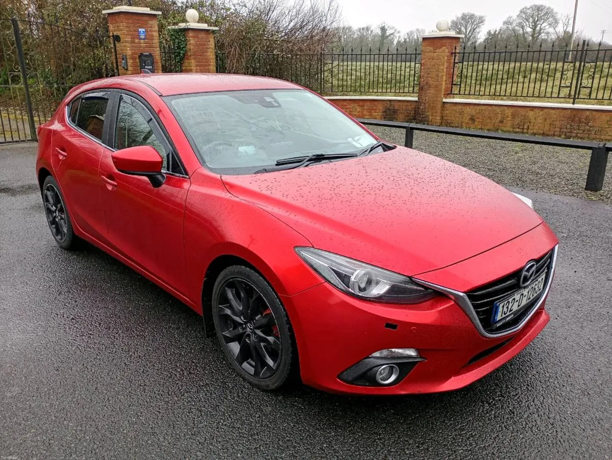 Mazda 3 - Image 2