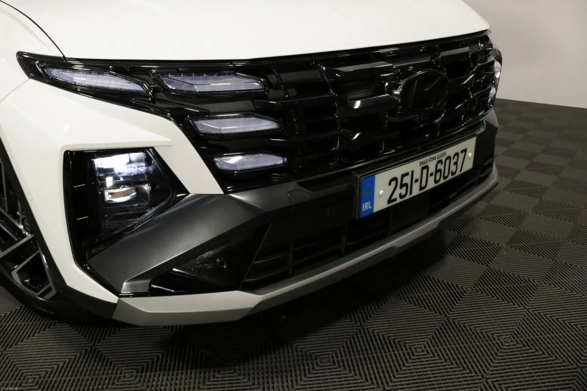 Hyundai Tucson HYBRID EXECUTIVE PLUS 1.6L PETROL A - Image 3