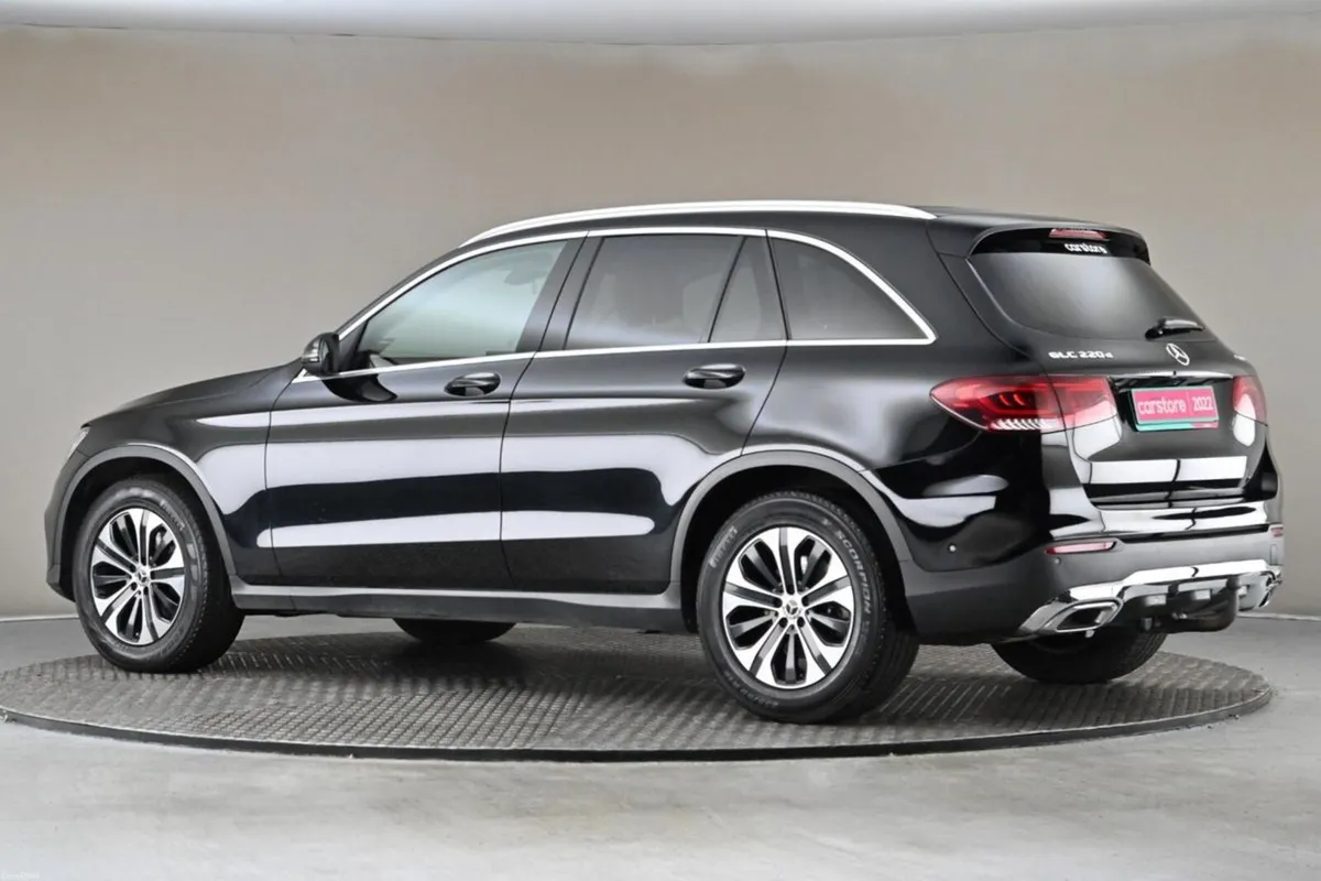 Mercedes-Benz GLC GLC220D 4MATIC **BEIGE LEATHER** - Image 6