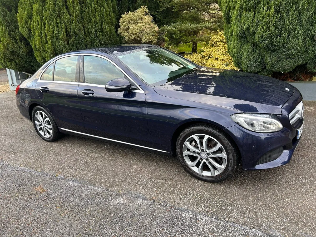 Mercedes c220 - Image 2