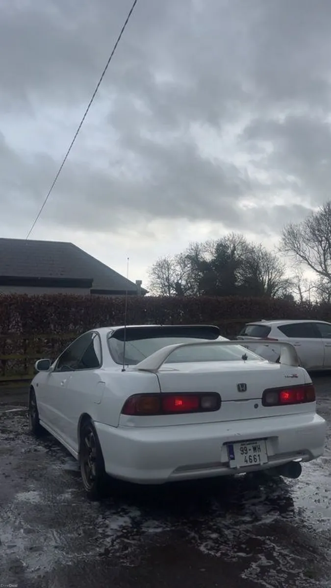 1999 Honda Integra - Image 4