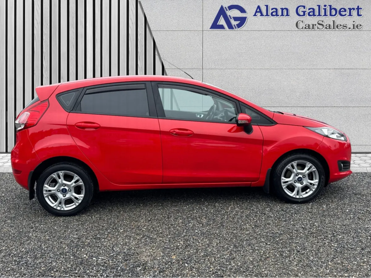 Ford Fiesta ZETEC 1.0 ECO Automatic - Image 3