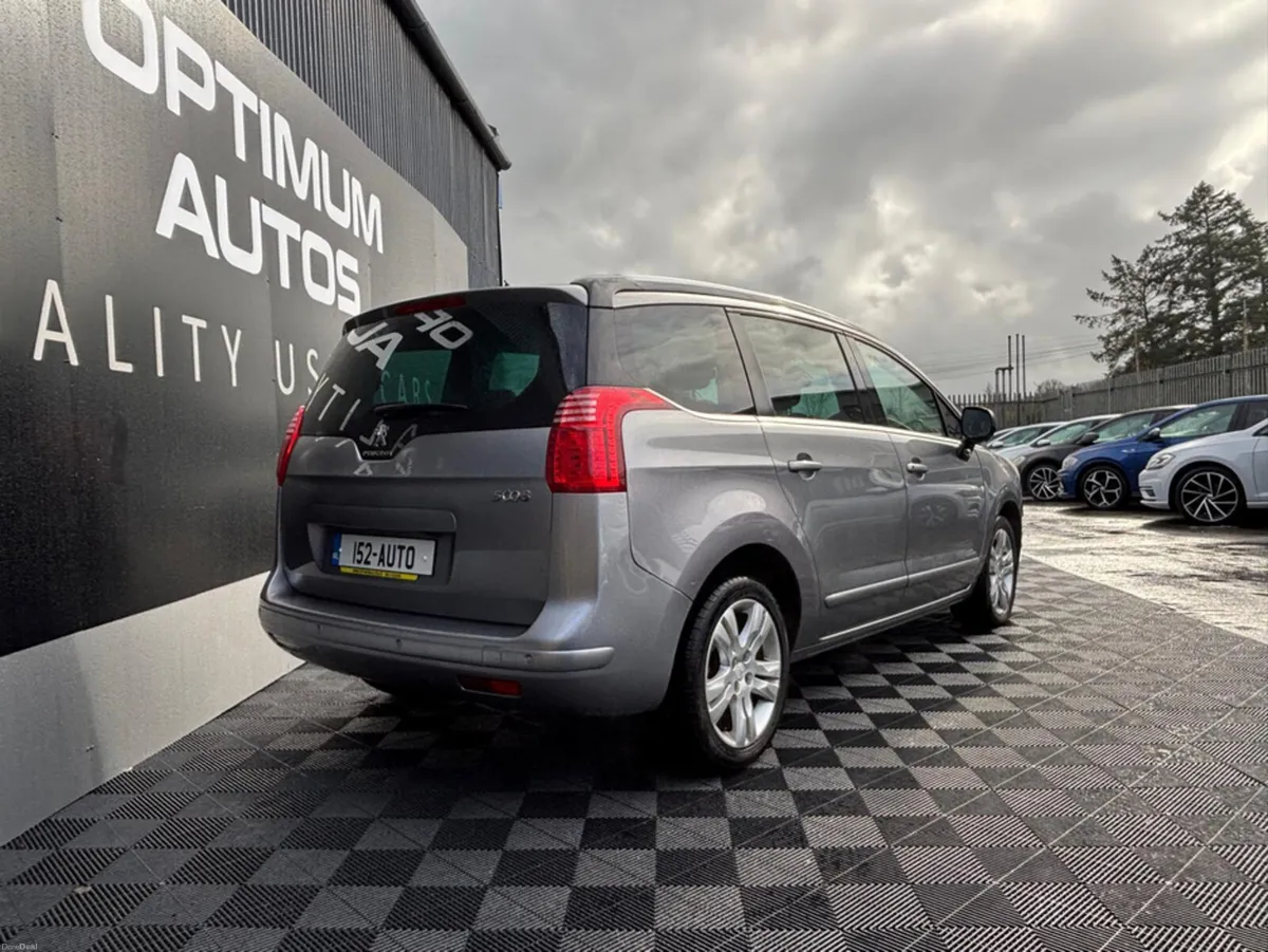 Peugeot 5008 5008 1.6 Petrol, auto, pan roof, huge - Image 2
