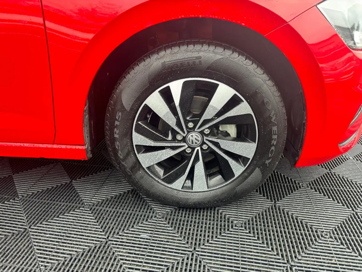 Volkswagen Polo VW Polo techno edition 1.0, petrol - Image 3