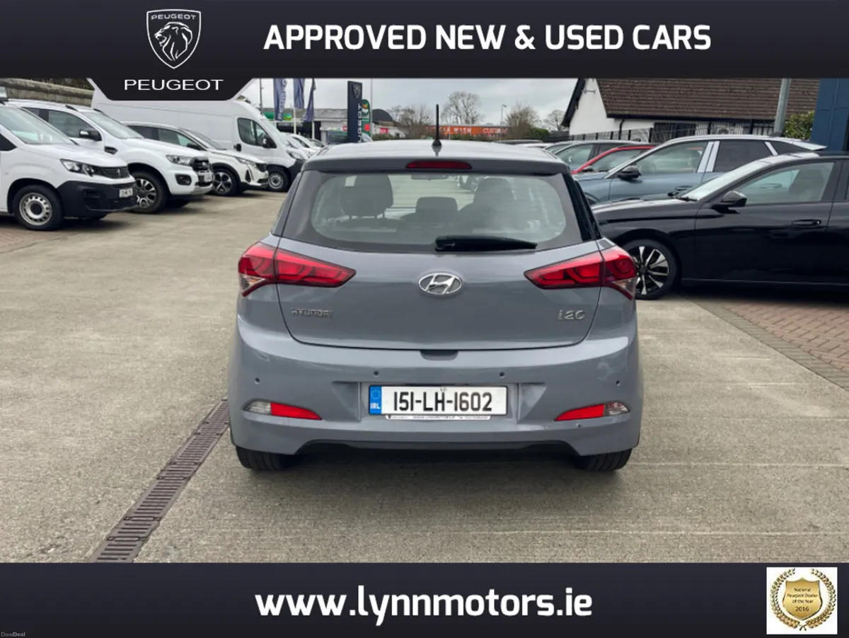 Hyundai i20 1.1 DELUXE 5DR - Image 4