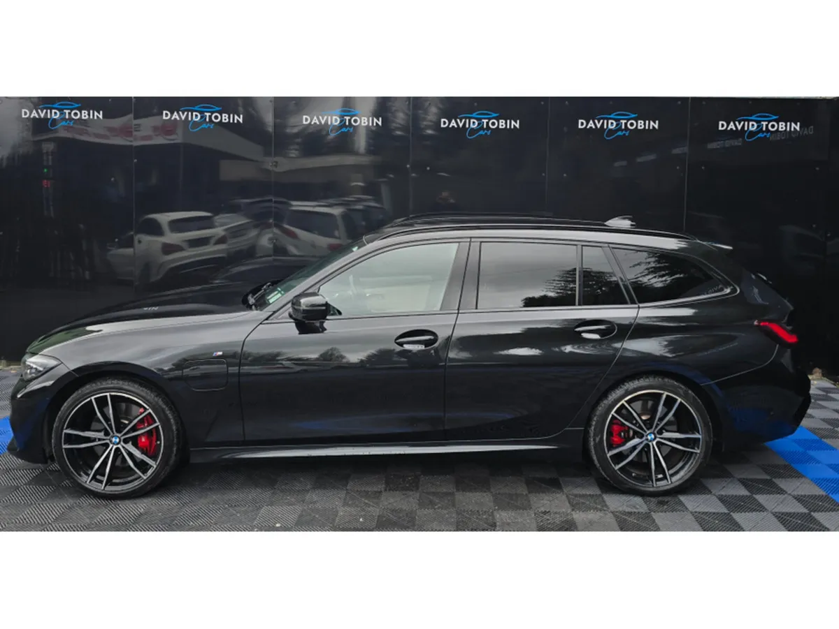BMW 3-Series 330E TOURER M SPORT - Image 4