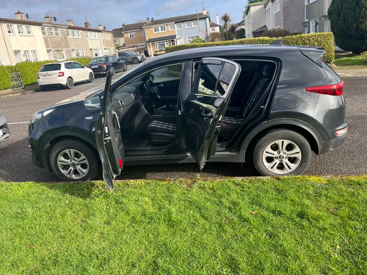 162 kia sportage - Image 4