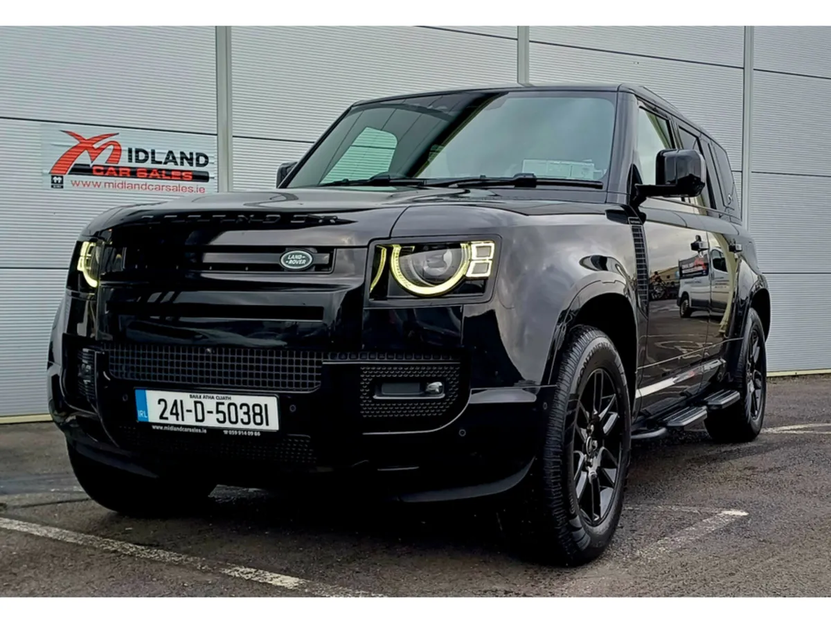 Land Rover Defender X-DYNAMIC S PHEV - Image 2