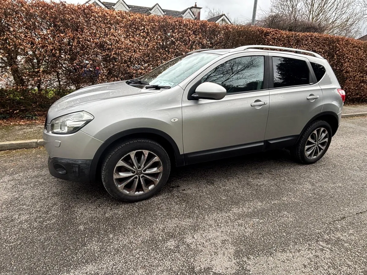 2011 Qashqai 1.6 diesel, NCT 07/26!! tax 04/26!! - Image 4