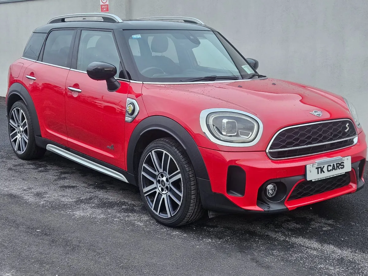 21 MINI COUNTRYMAN COOPER EXCLUSIVE PLUG IN HYBRID - Image 1