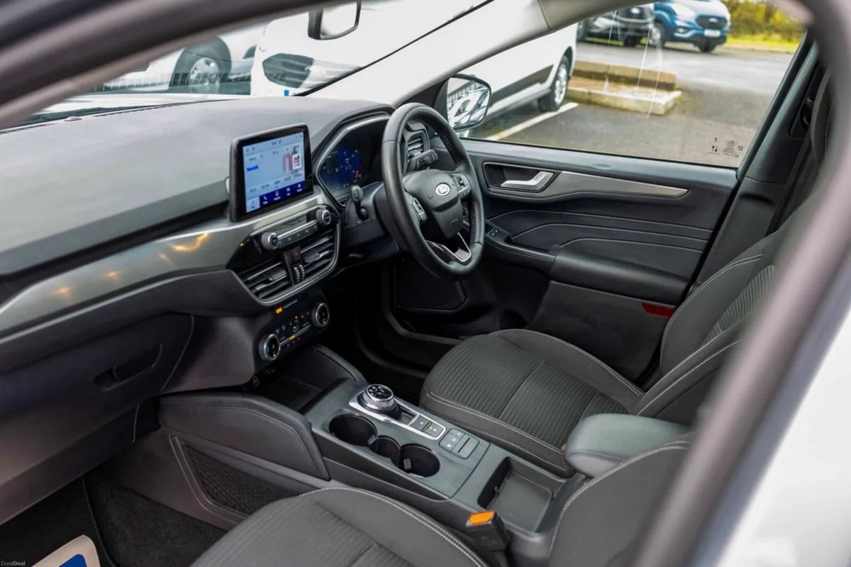 Ford Kuga 2024 Ford Kuga 2.5 Duratec 225PS PHEV Ti - Image 6