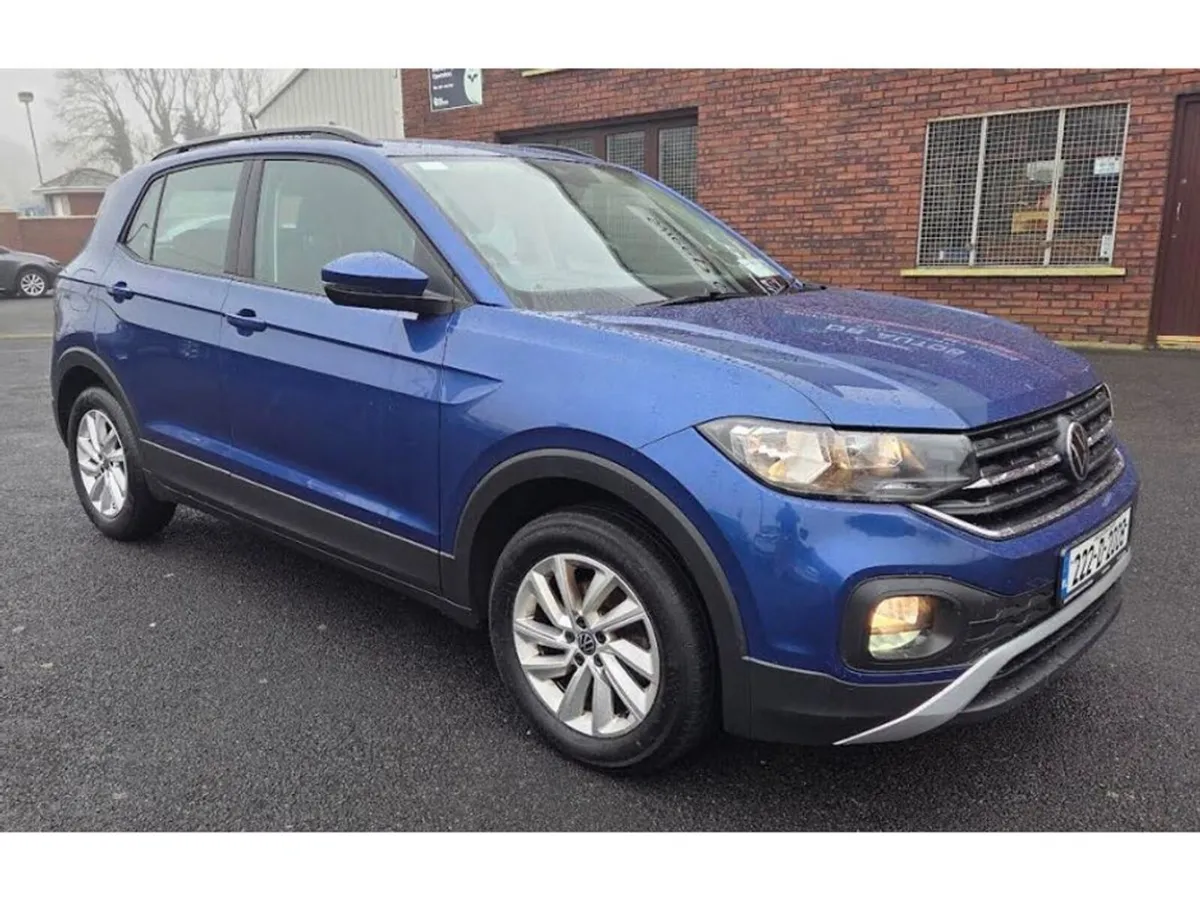 Volkswagen T-Cross LIFE 1.0 TSI MANUAL 5SPEED 95BH - Image 4
