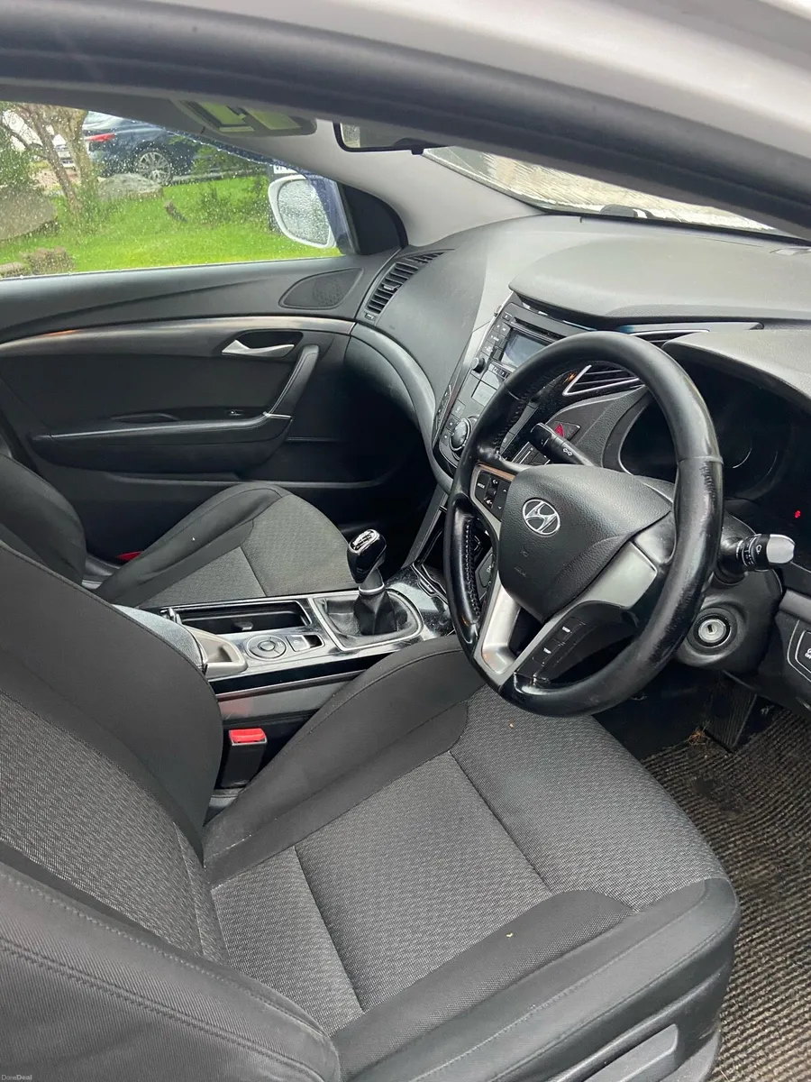 Hyundai i40 1.7l diesel - Image 4