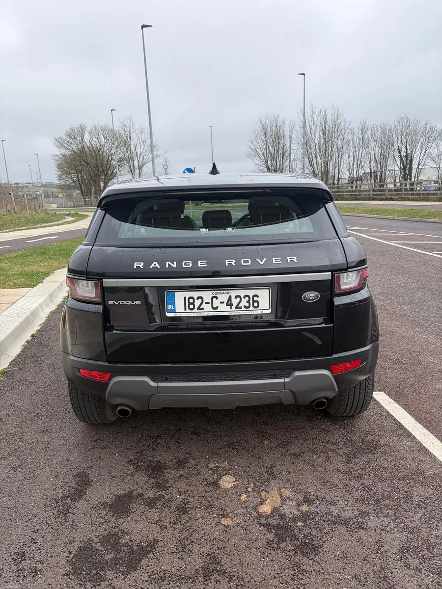 Land Rover Range Rover Evoque 2018 AUTOMATIC - Image 4