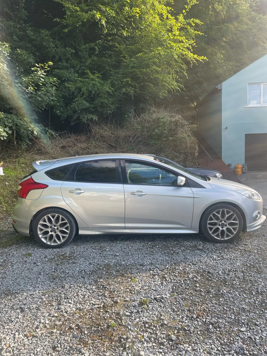 2014 Ford Focus - Image 2