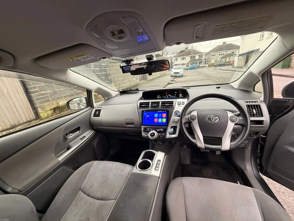 Prius plus 7 seater 2013 - Image 4